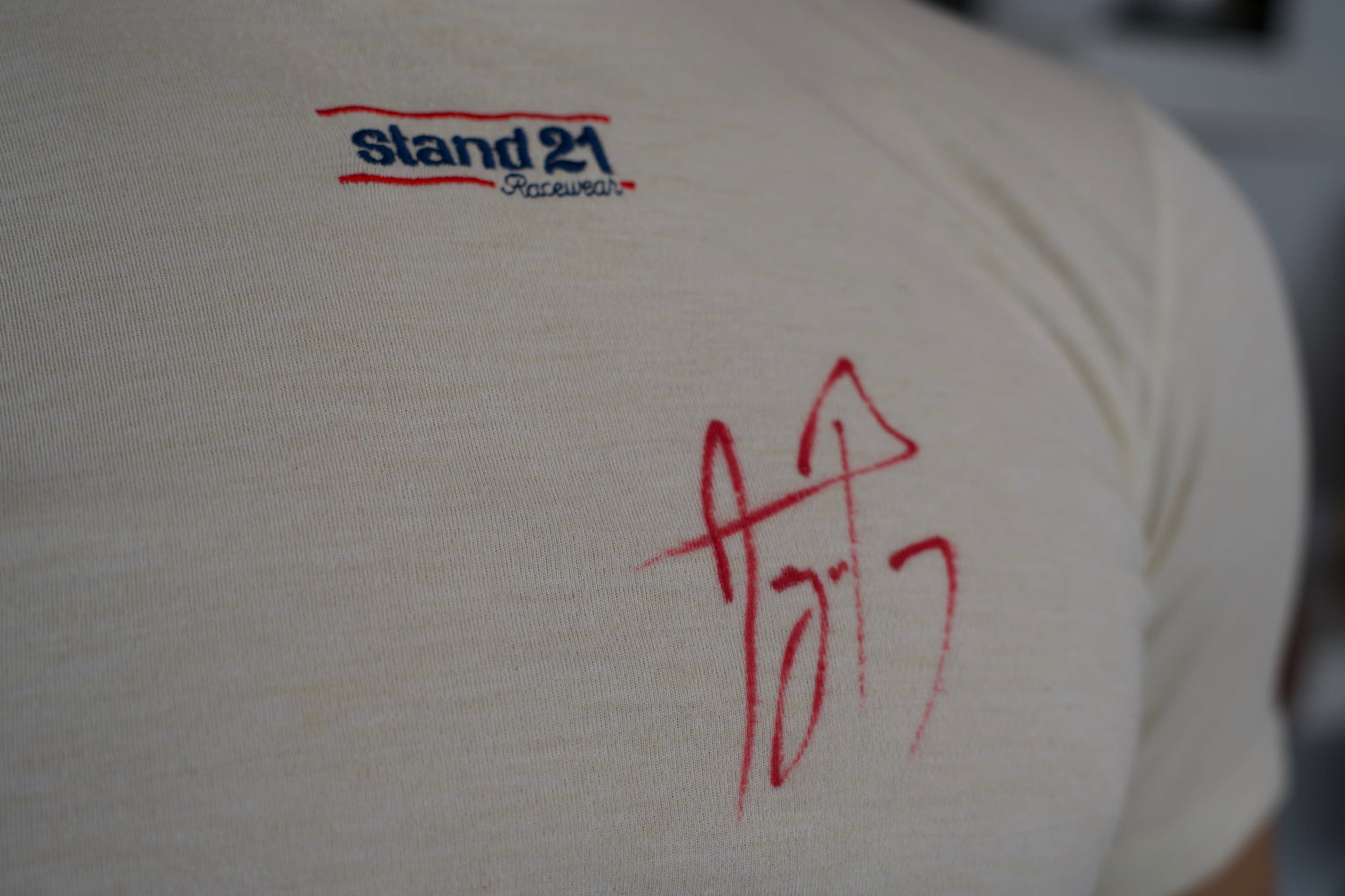 T-Shirts & Nomex's