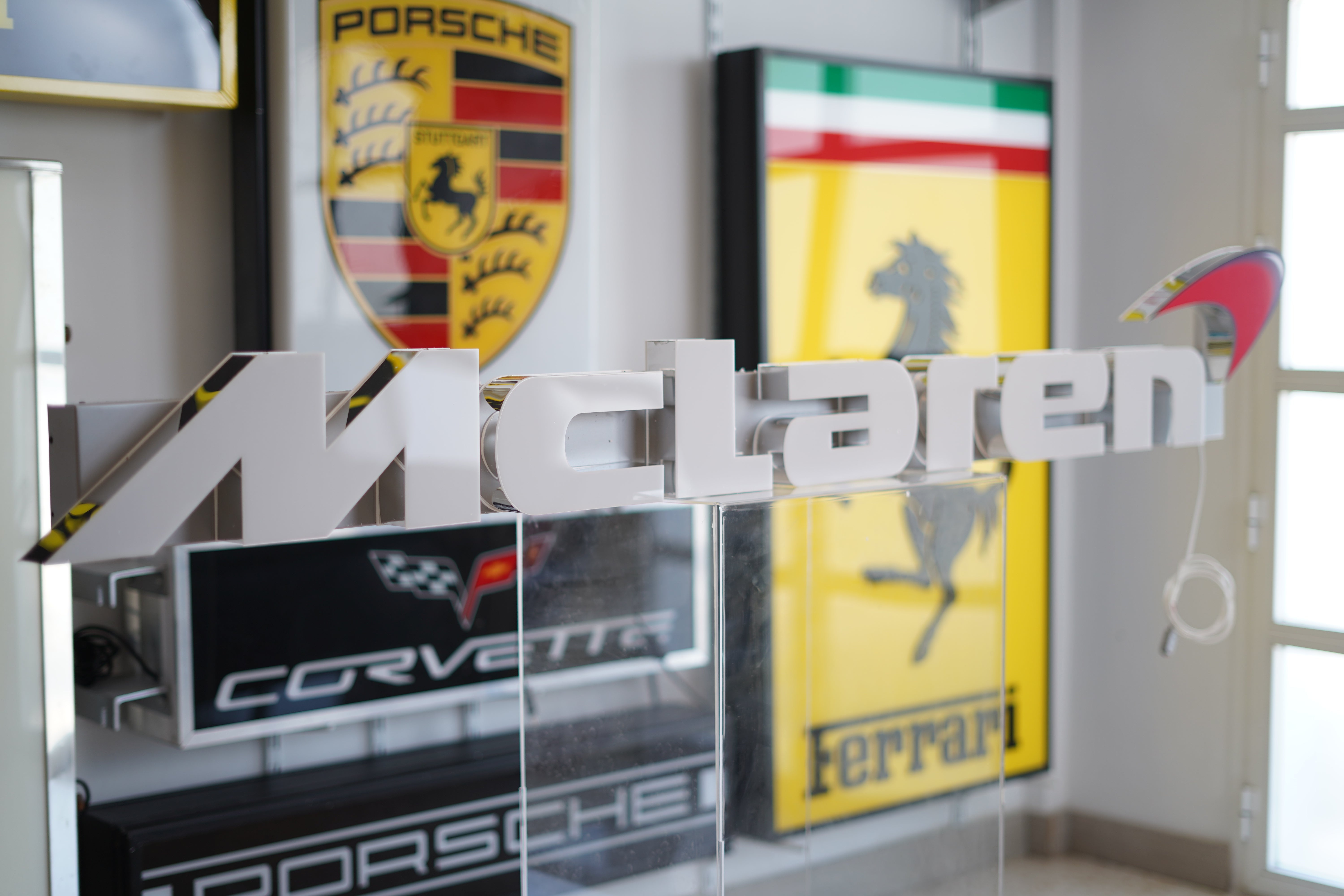 Mclaren Racing Sign 2017 McLaren illuminated official sign – F1 Lounge