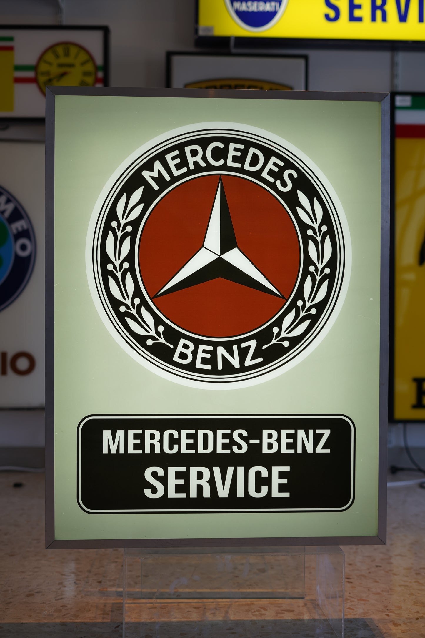 Mercedes-Benz Service Dealer Sign