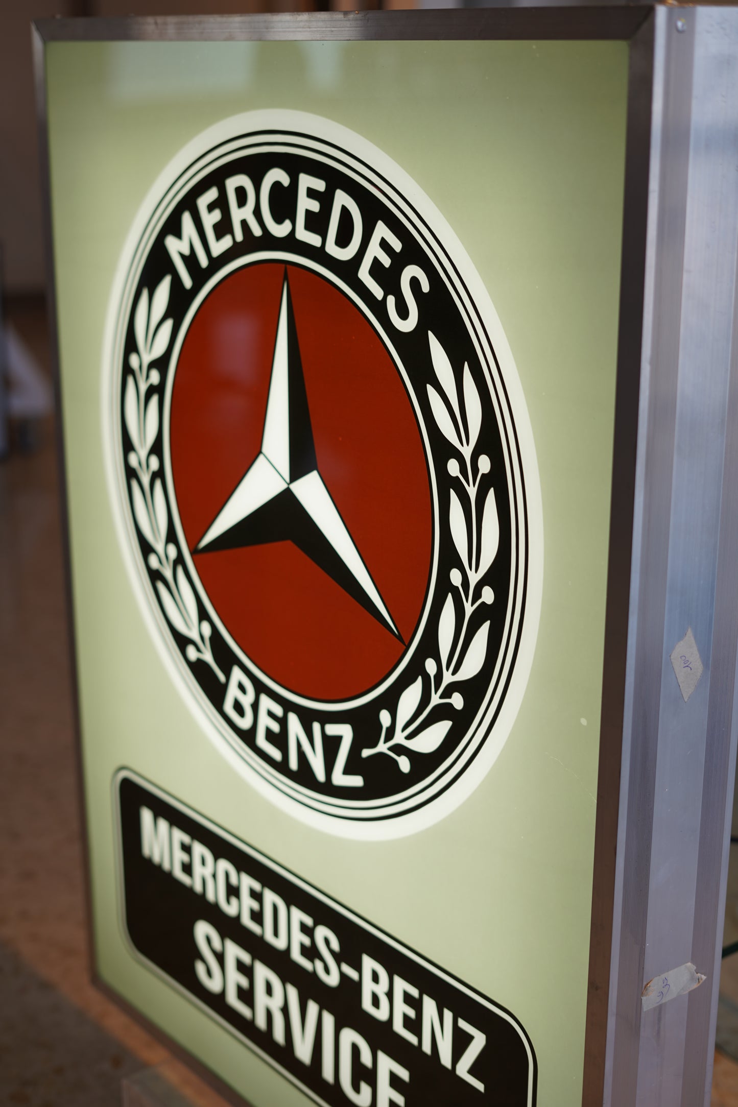 Mercedes-Benz Service Dealer Sign