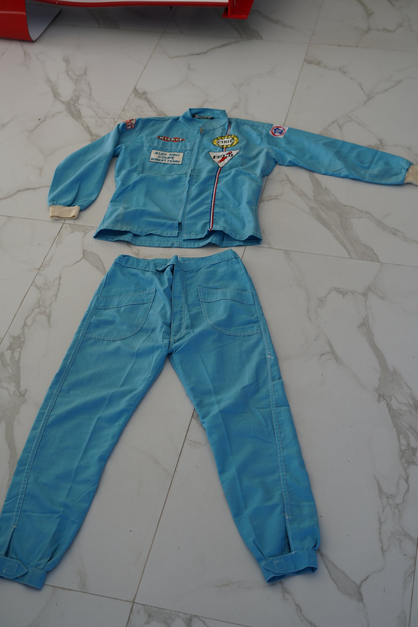 1970s ROBERT FERRY — RACE-WORN DRIVER'S ENSEMBLE