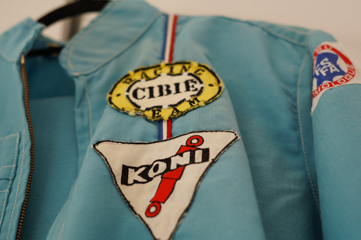 1970s ROBERT FERRY — RACE-WORN DRIVER'S ENSEMBLE