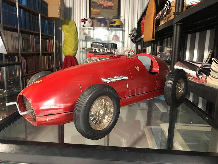 Toschi Ferrari 500 F2 – 1952 Original Metal Toy Model